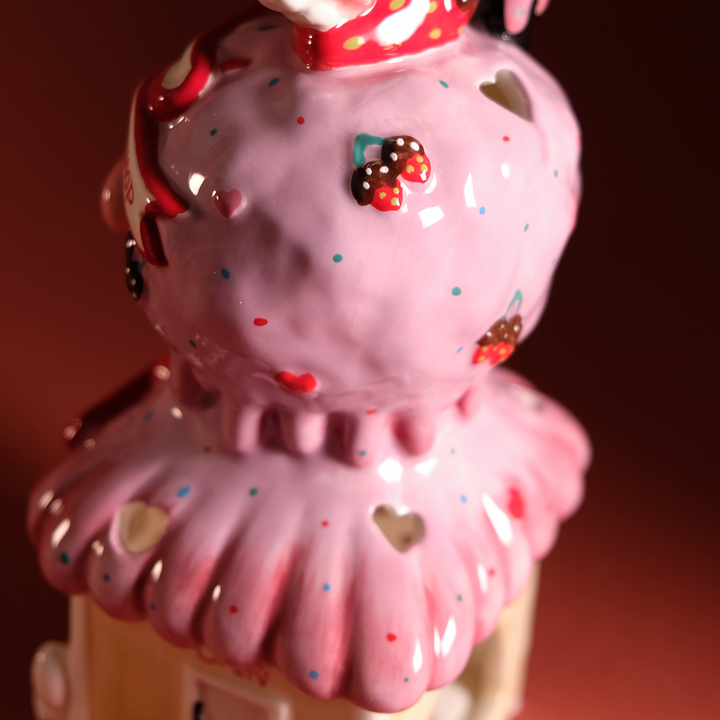 Hello Kitty and Friends Sweet Heart Donut Shop Candle House