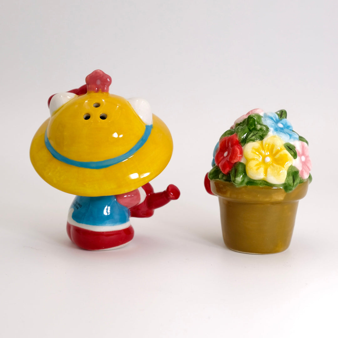 Hello Kitty Garden S&P Set