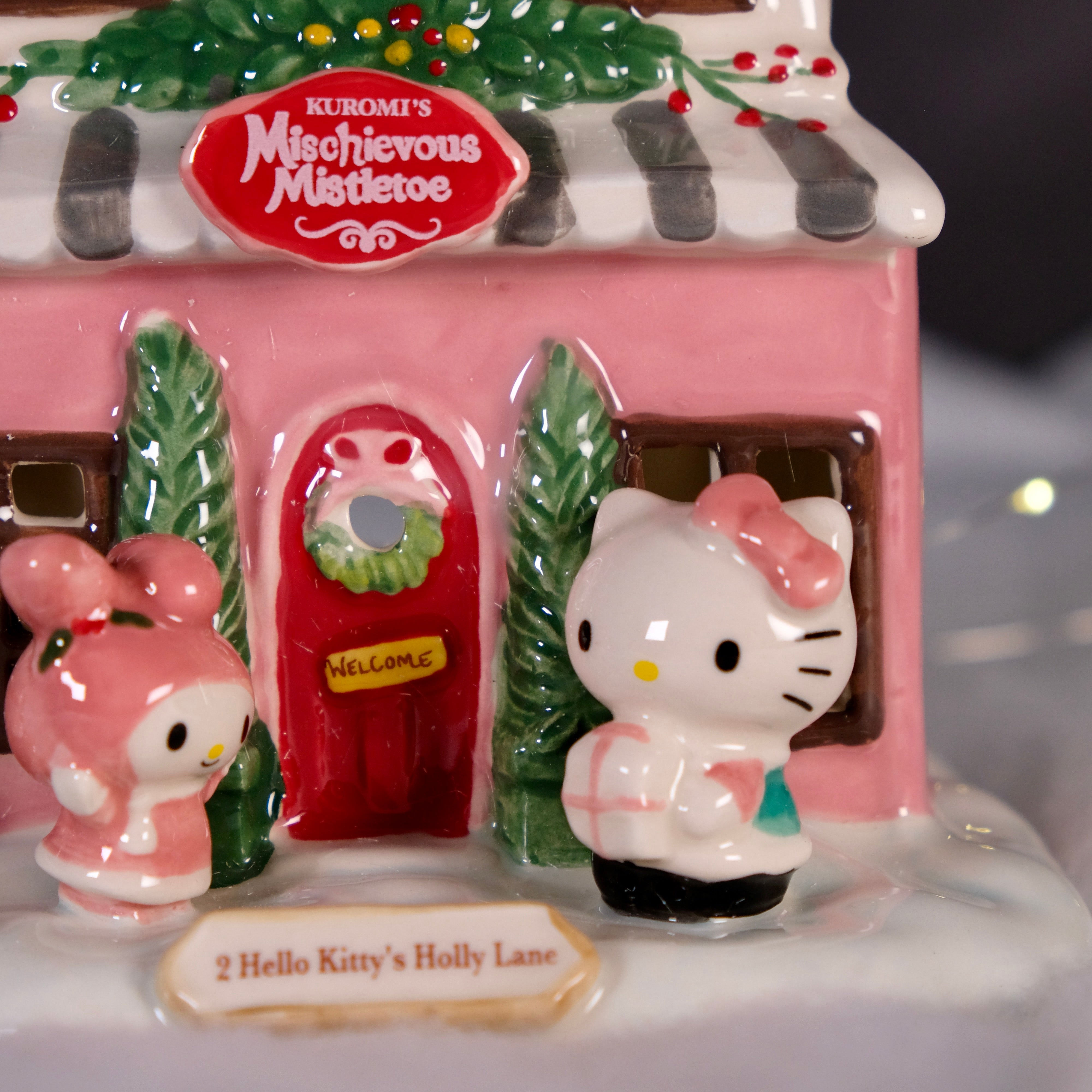 Kuromi's Mischievous Mistletoe Candle House