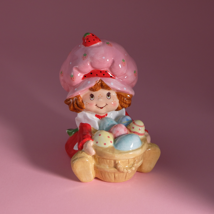 Strawberry Shortcake Eggs for Days Figurine