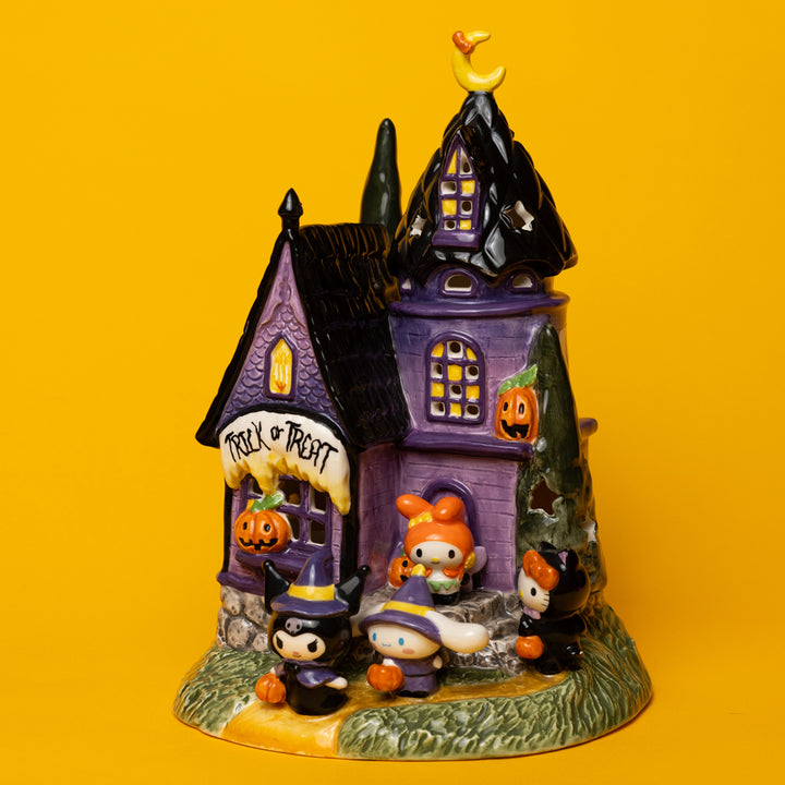 Clayworks Hello Kitty and Friends Trick or Treat Candle House