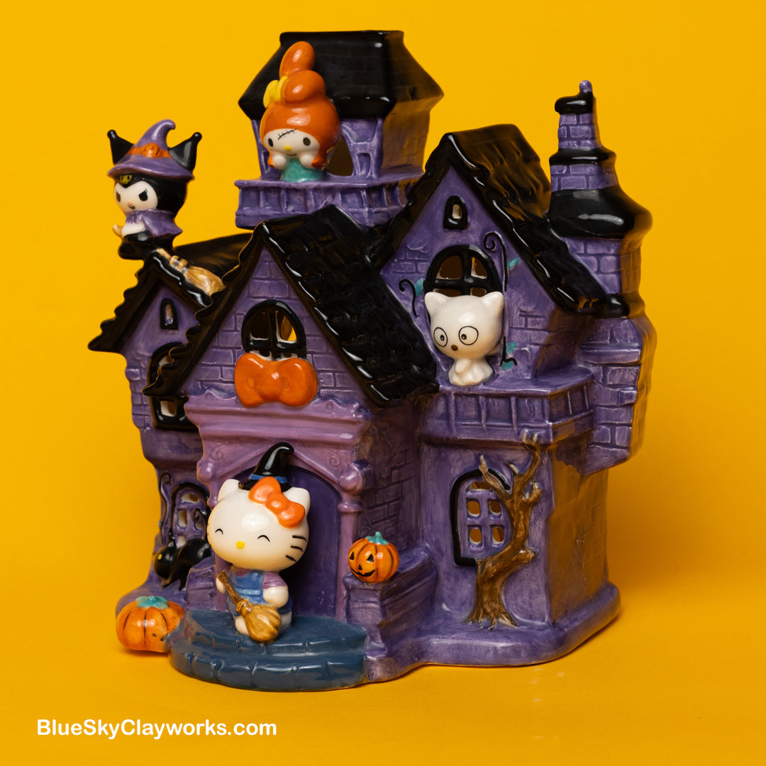 Clayworks Hello Kitty and Friends Haunted Candle House