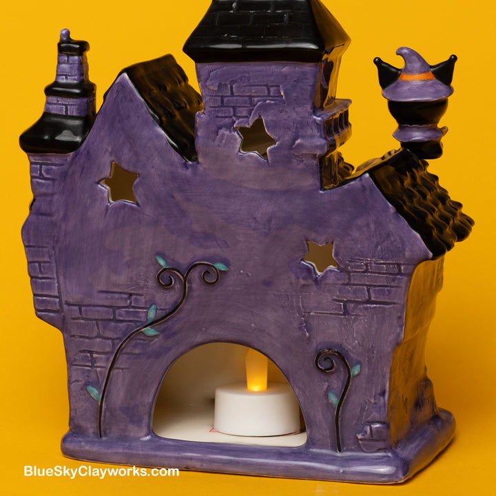 Clayworks Hello Kitty and Friends Haunted Candle House