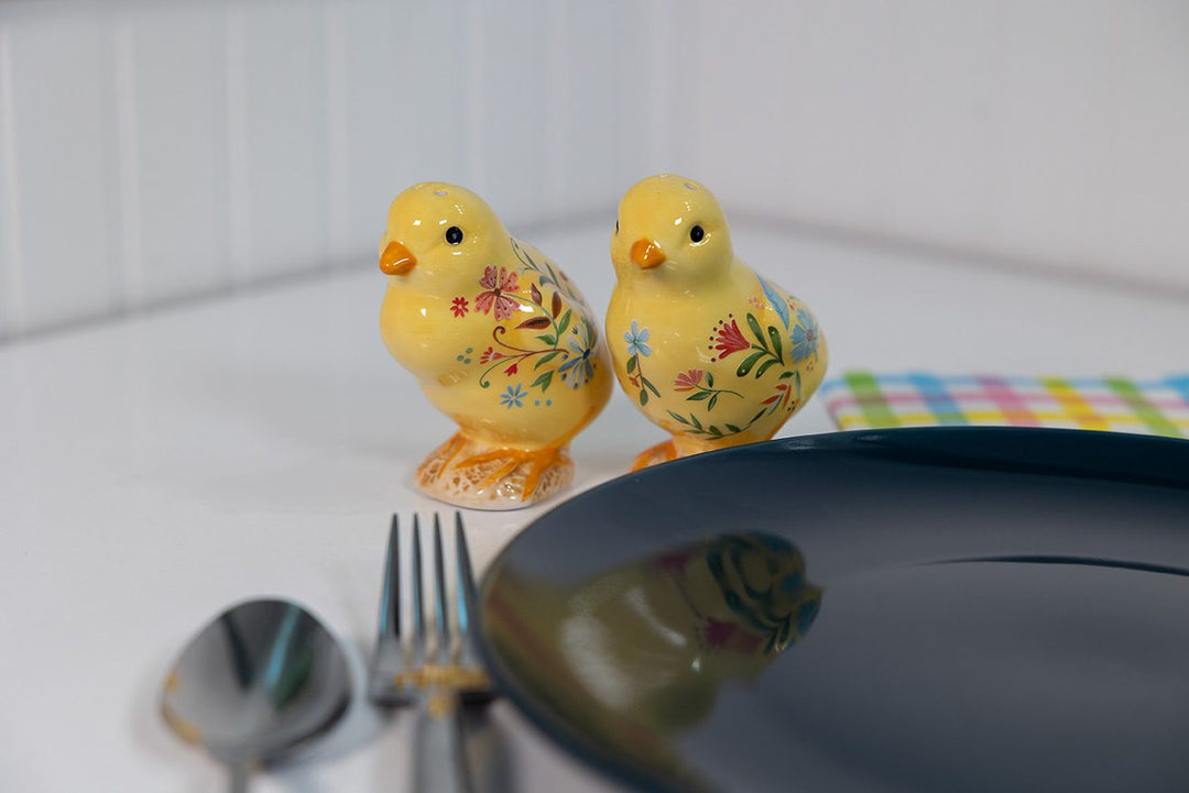 Blooming Garden Floral Chicks Salt & Pepper Set