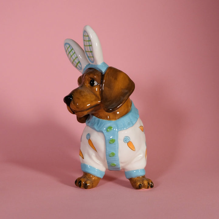 Dashing in Carrots Dachshund Figurine