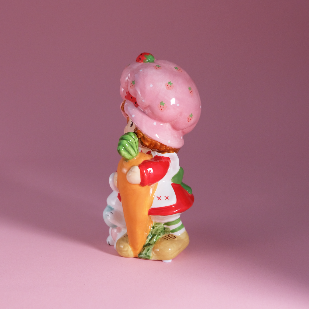 Strawberry Shortcake Carrots for Days Figurine