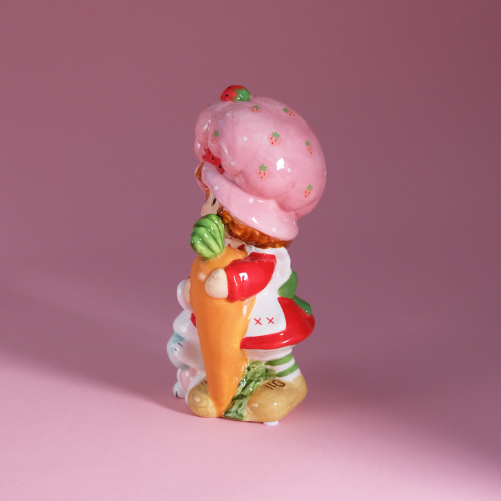 Strawberry Shortcake Carrots for Days Figurine