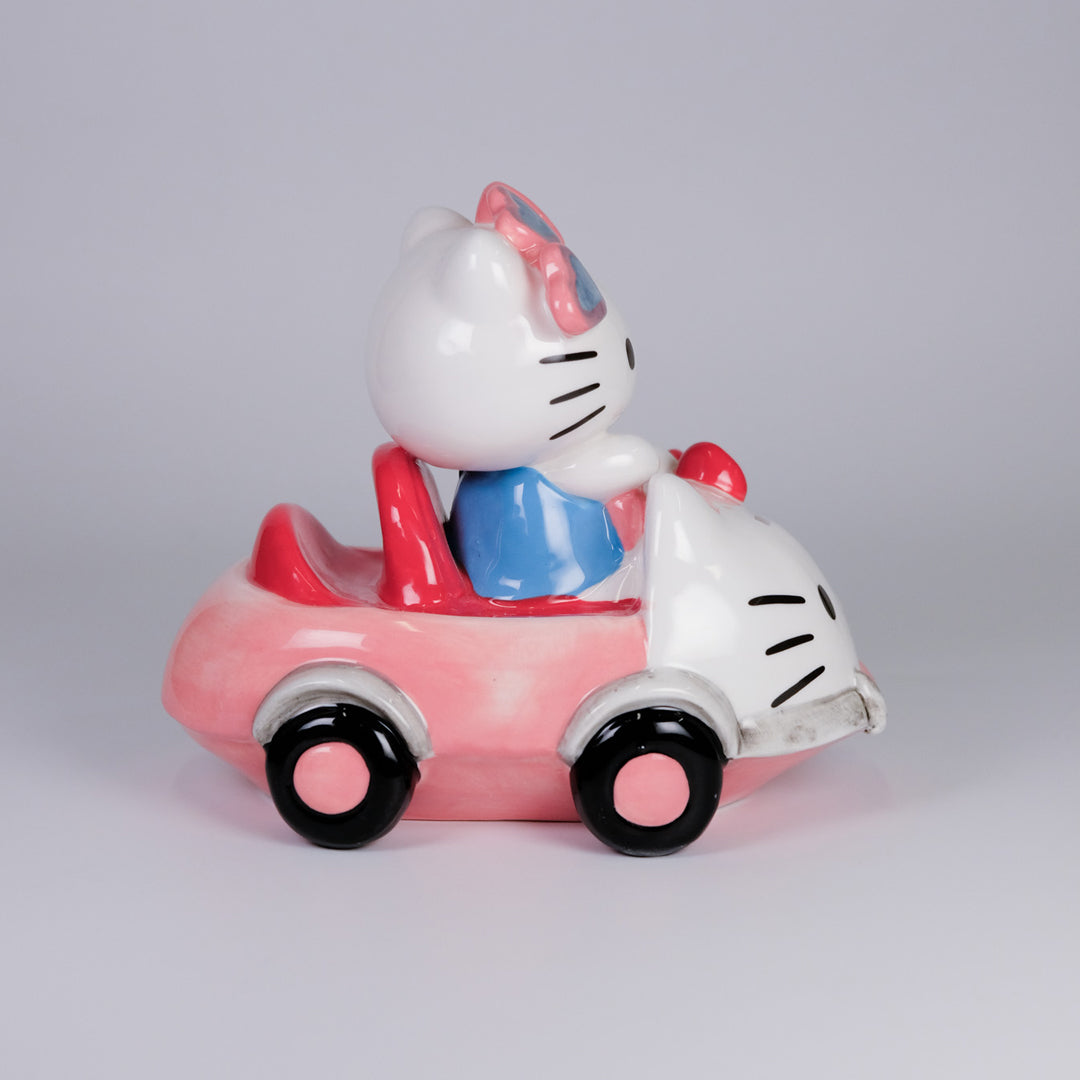 Hello Kitty Love Bug bank