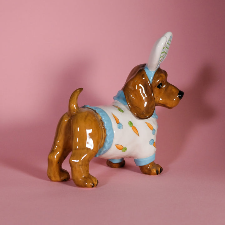 Dashing in Carrots Dachshund Figurine