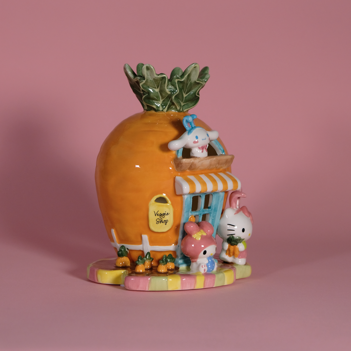 Hello Kitty and Friends Carrot Candle House