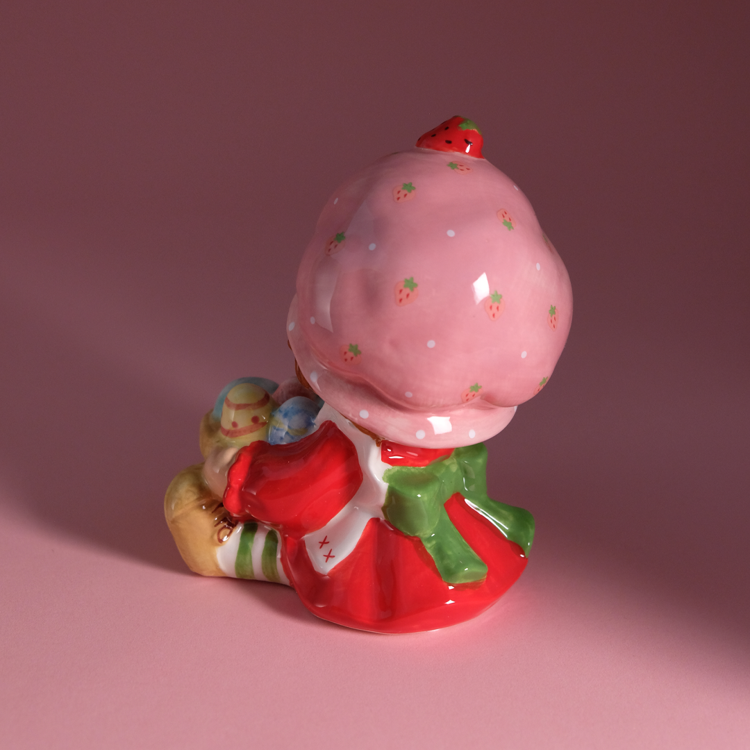 Strawberry Shortcake Eggs for Days Figurine
