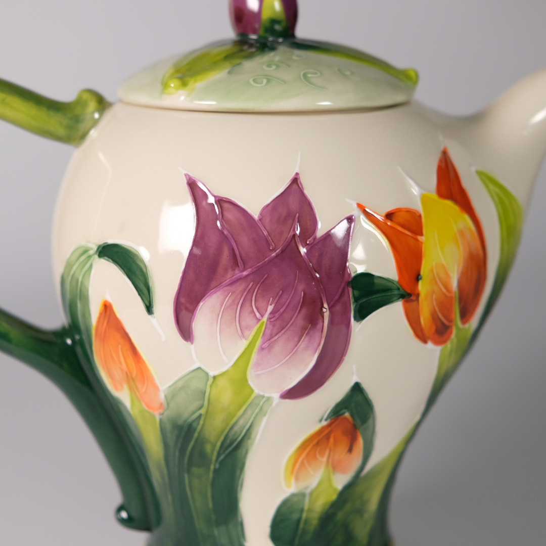 Icing on the Cake - Tulip Teapot
