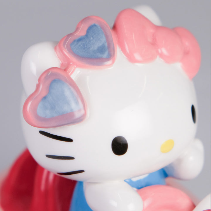 Hello Kitty Love Bug bank