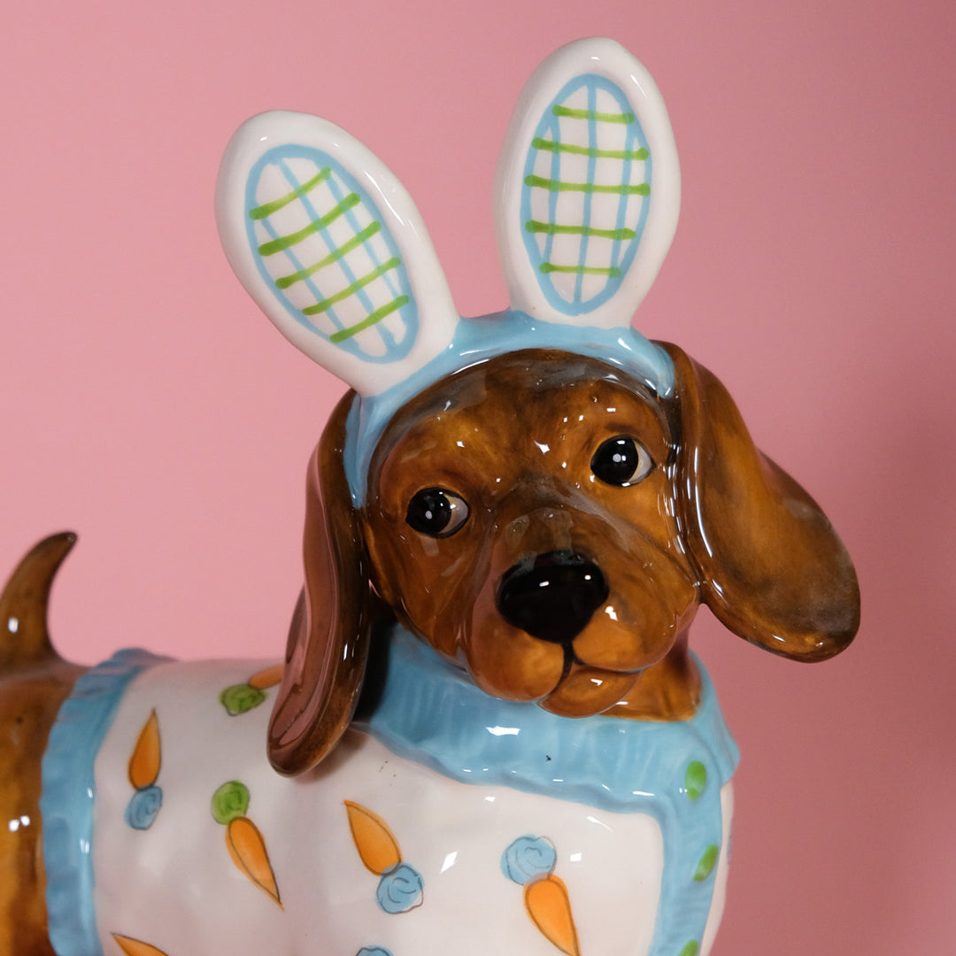 Dashing in Carrots Dachshund Figurine