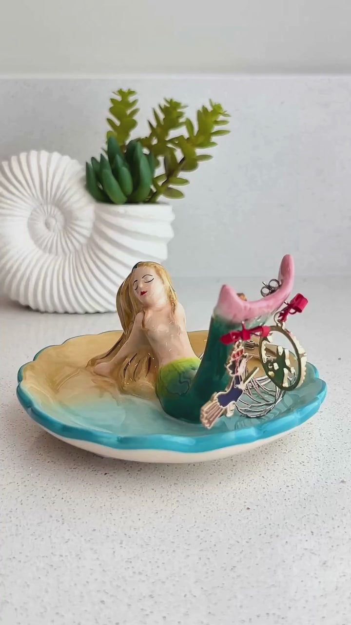 Mermaid Ring Holder