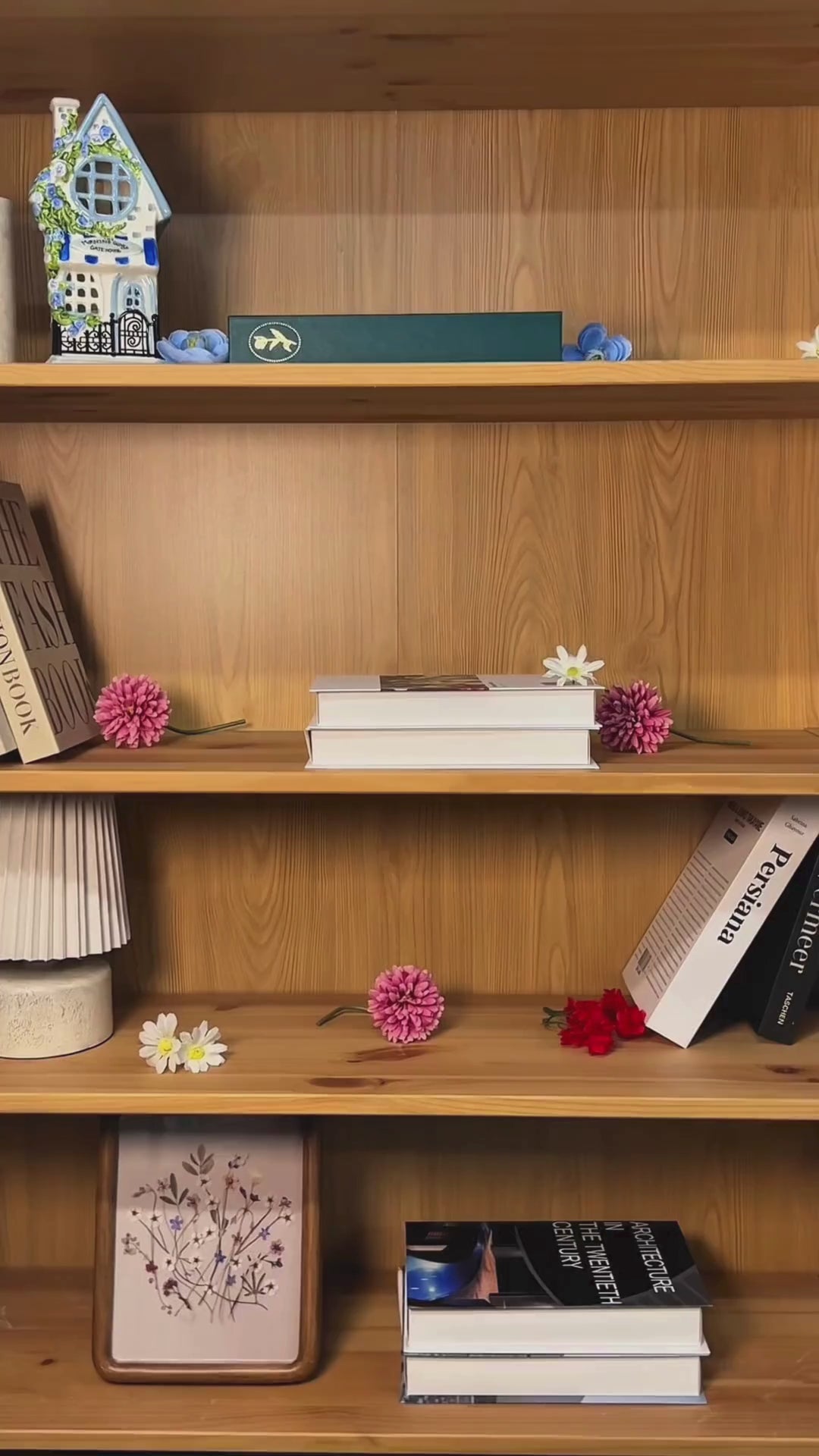 Daisy Garden Candle House