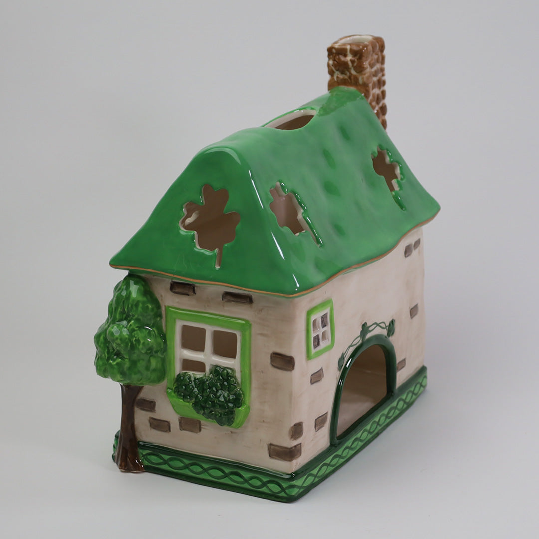 SHAMROCK COTTAGE CANDLE HOUSE