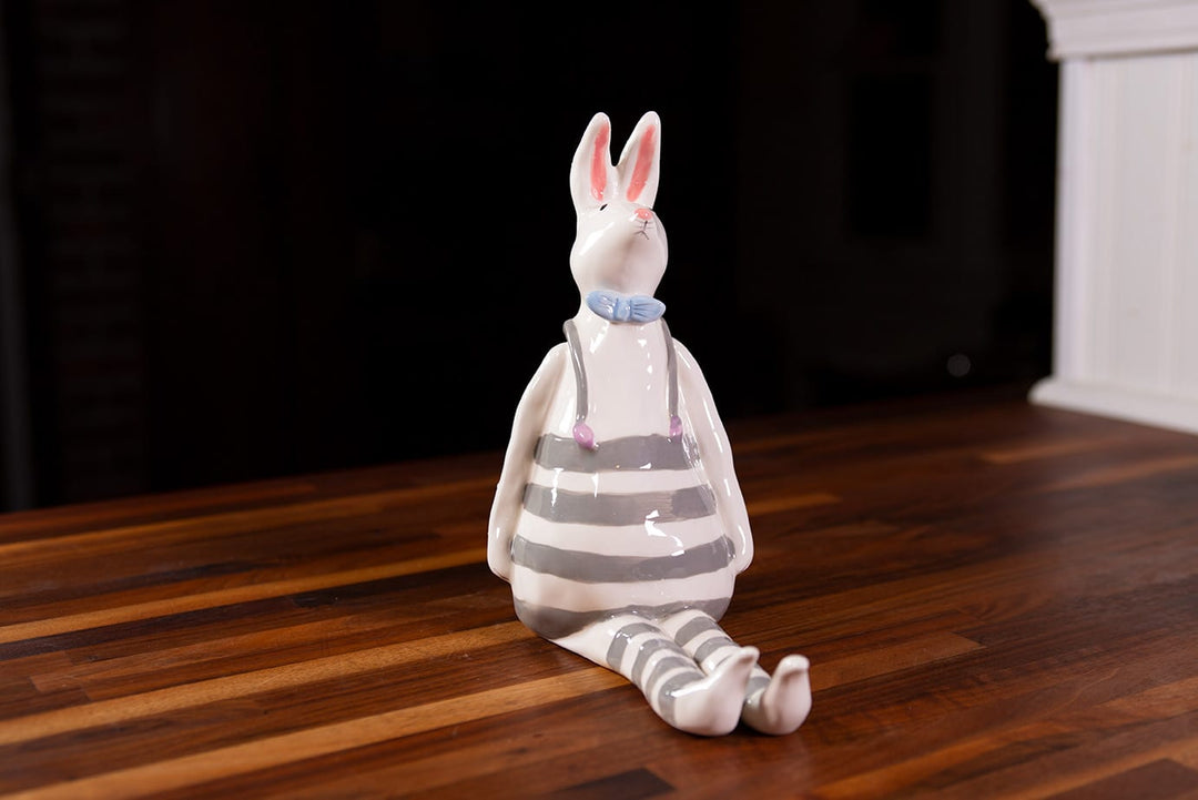 BUNNY NIBBLES FIGURINE