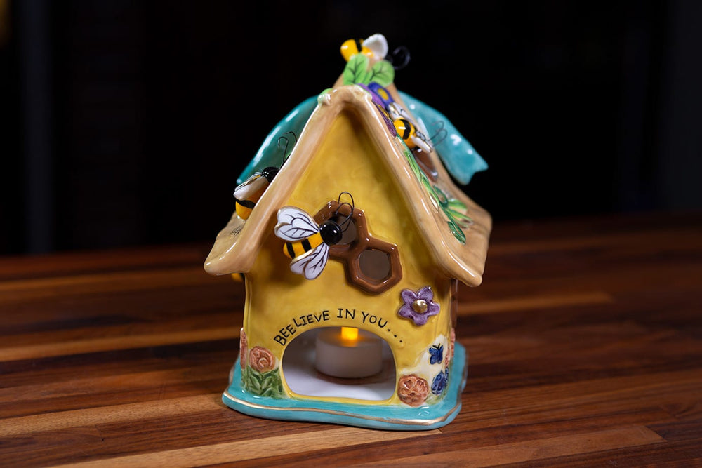 BUMBLING BEE BUNGALOW CANDLE HOUSE