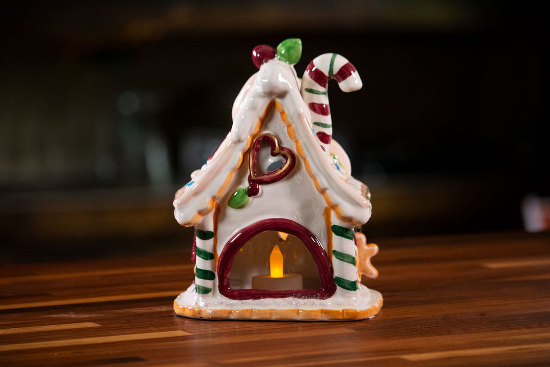 Mom's Cookie Cottage Candle House