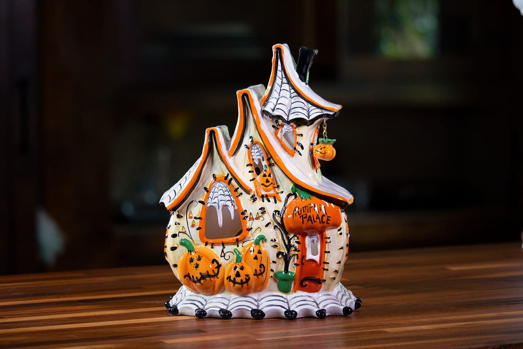 Pumpkin Palace Candle House