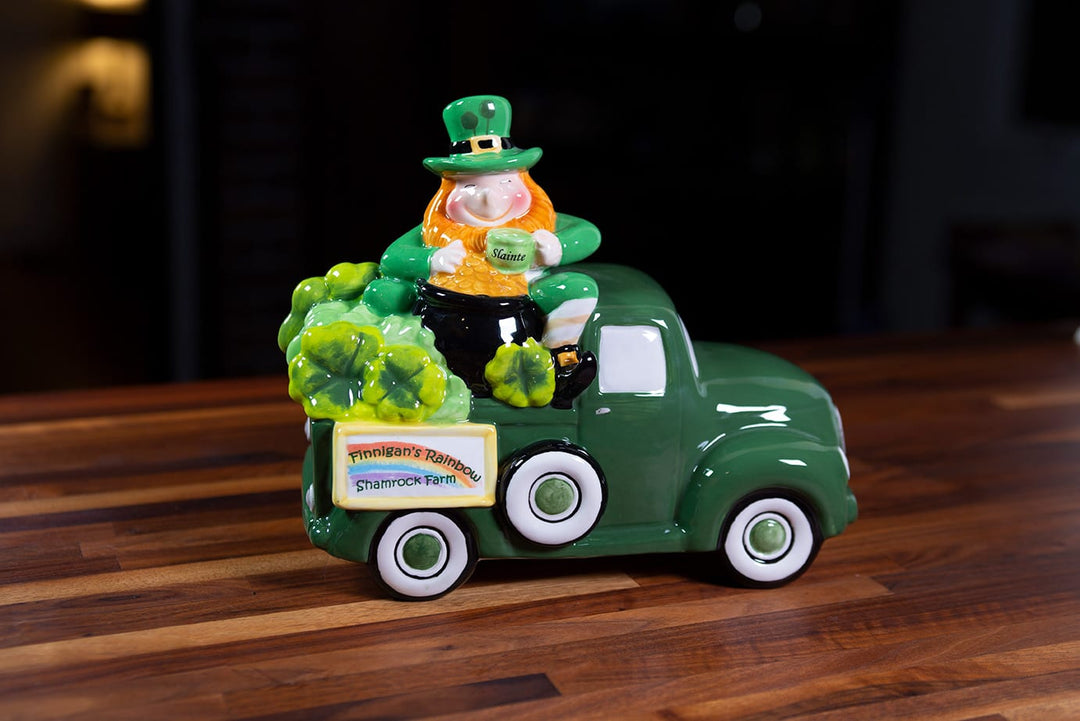 FINNIGAN'S RAINBOW SHAMROCK FARM FIGURINE