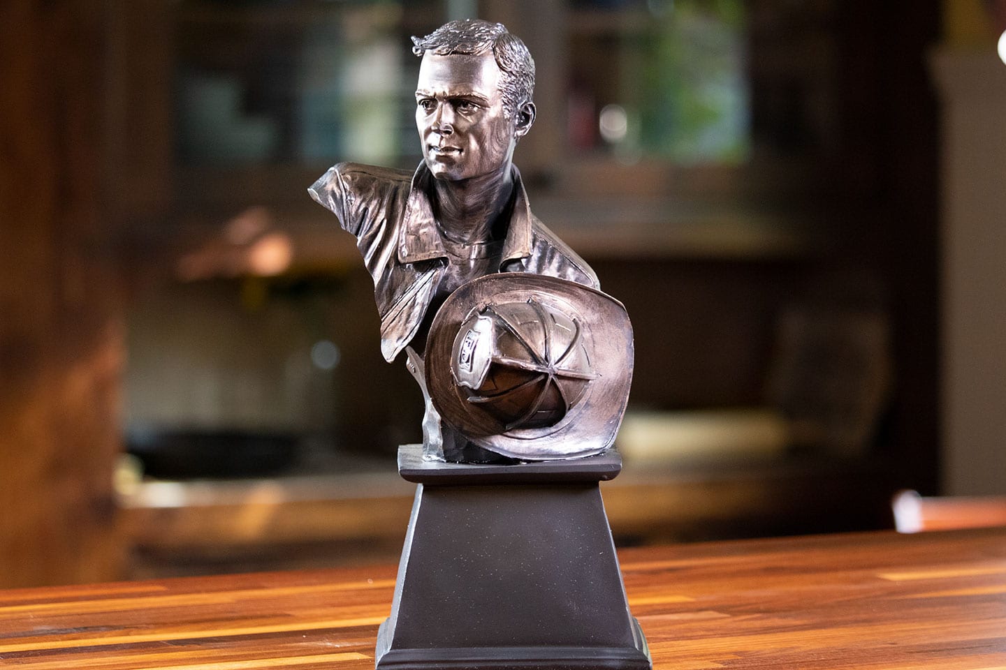 Hero Trophy Bust Figurine