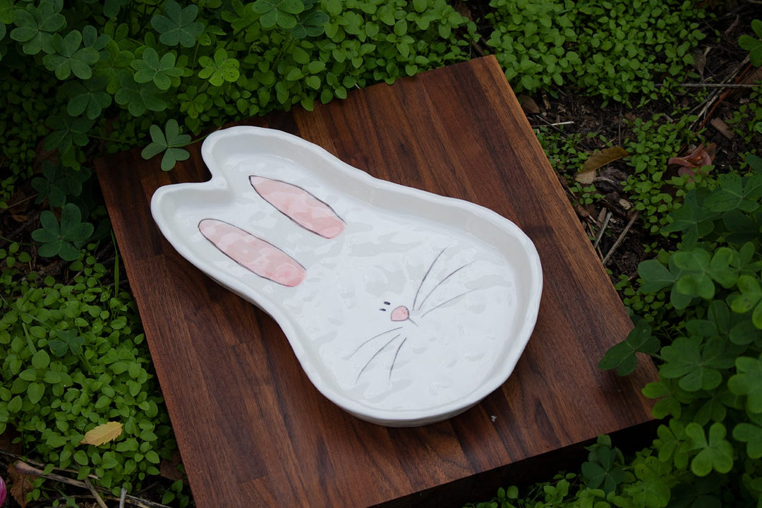 BUNNY NIBBLES FACE PLATTER - MEDIUM